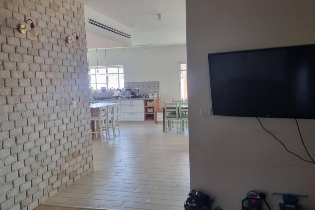 Ferienwohnung וילה במושב בנוף מושלם כל השנה Moledet Exterior foto